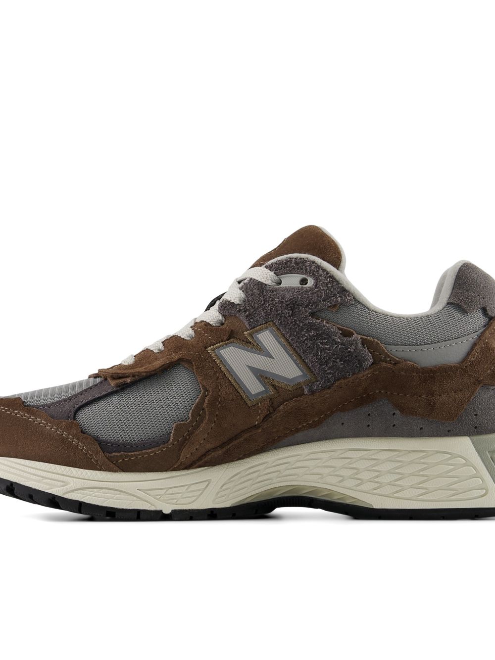 New Balance M2002D Shoes