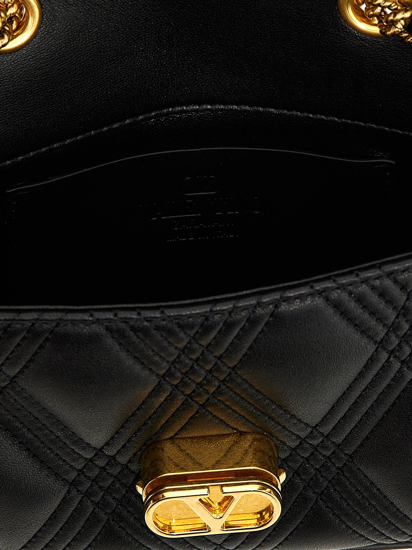 Valentino Garavani Quiltie 67 Shoulder Bag