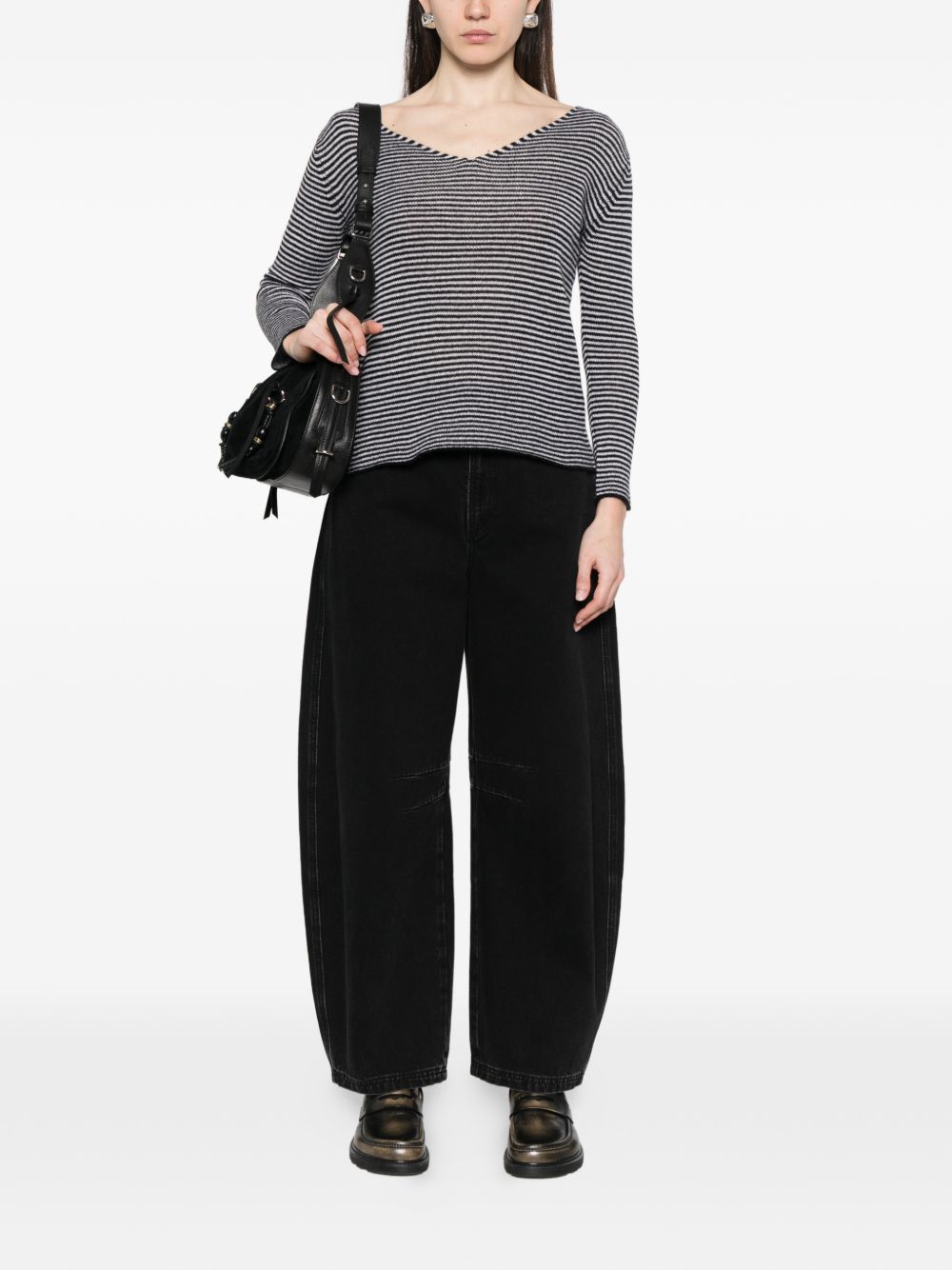 Beyou V-neck long sleeves Cashmere v-necked sweater