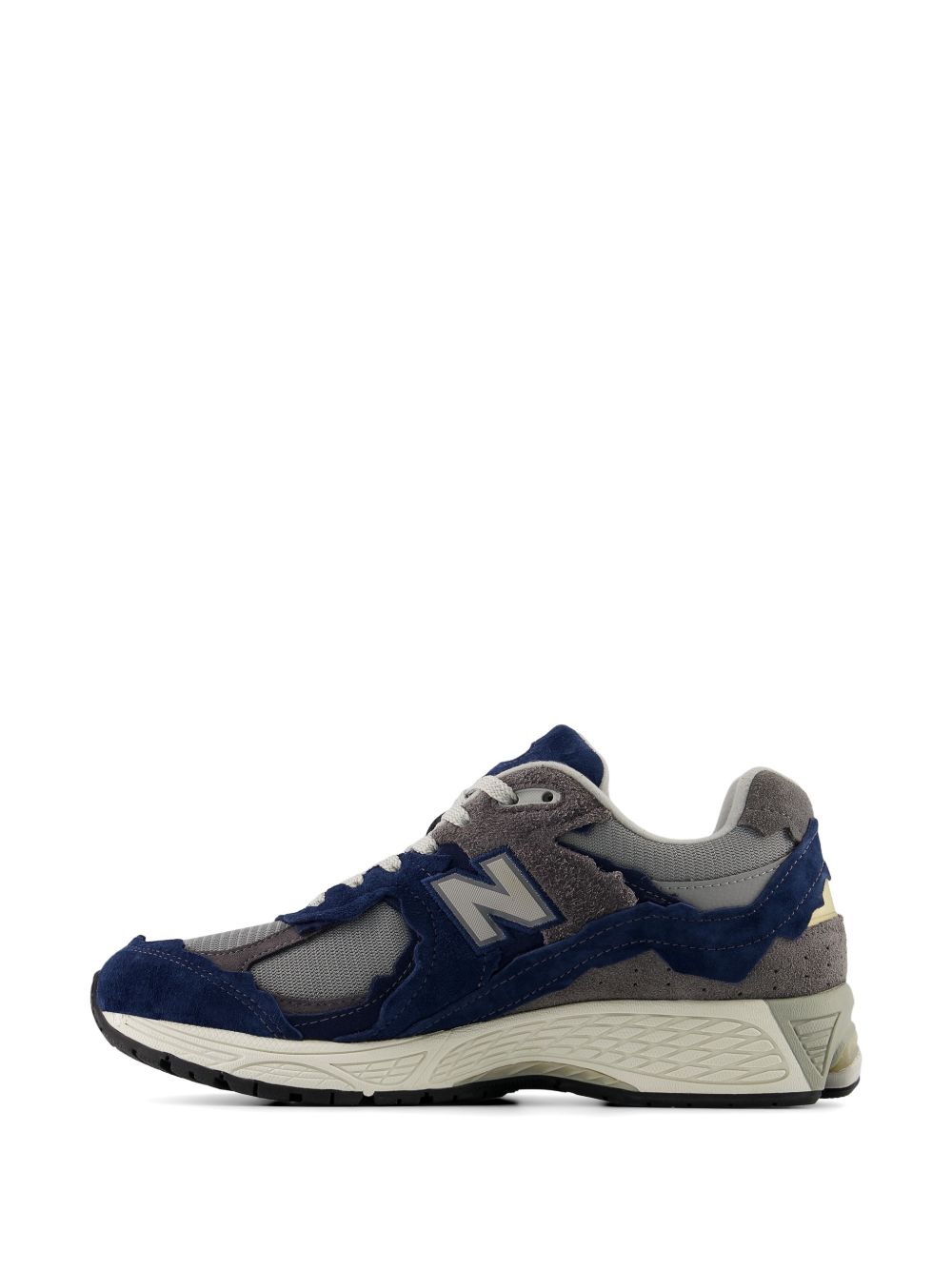 New Balance M2002D Shoes
