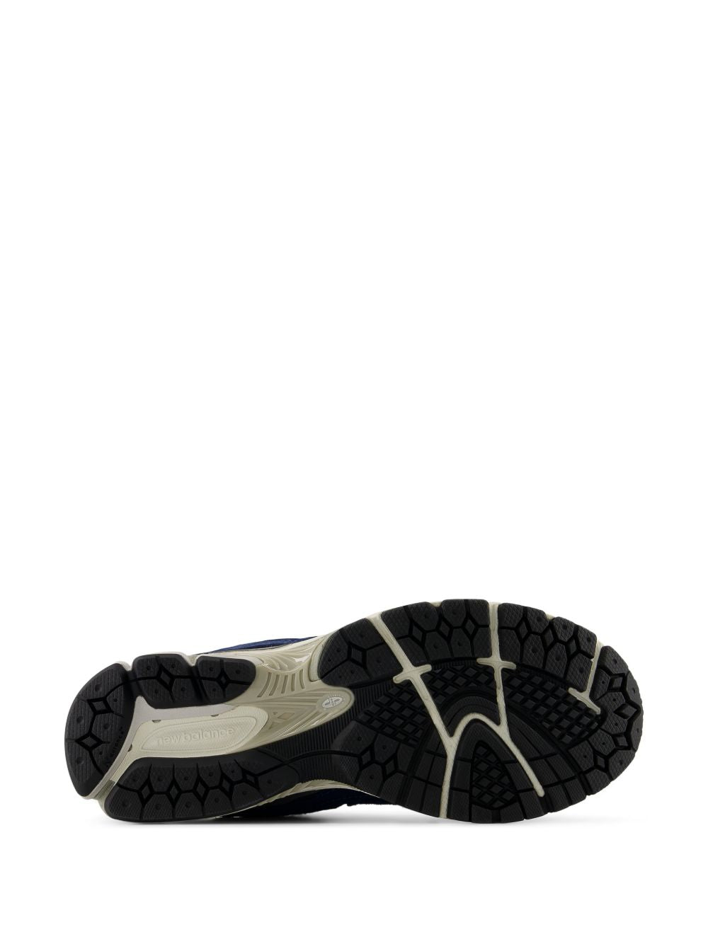 New Balance M2002D Shoes