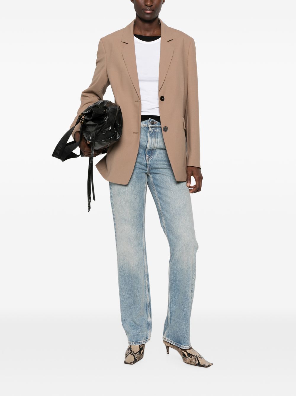 Closed Jacket