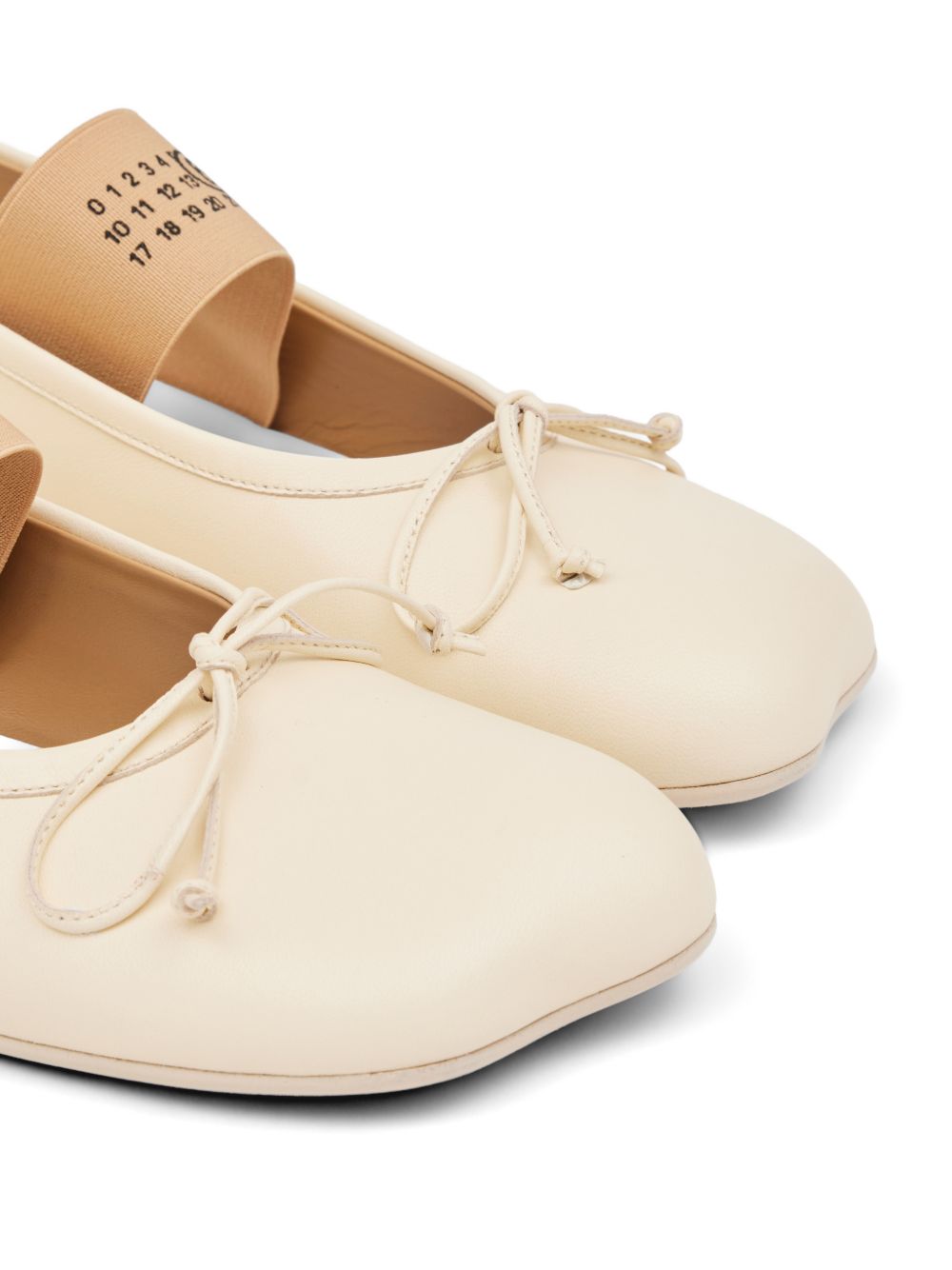 MM6 Maison Margiela Flat shoes
