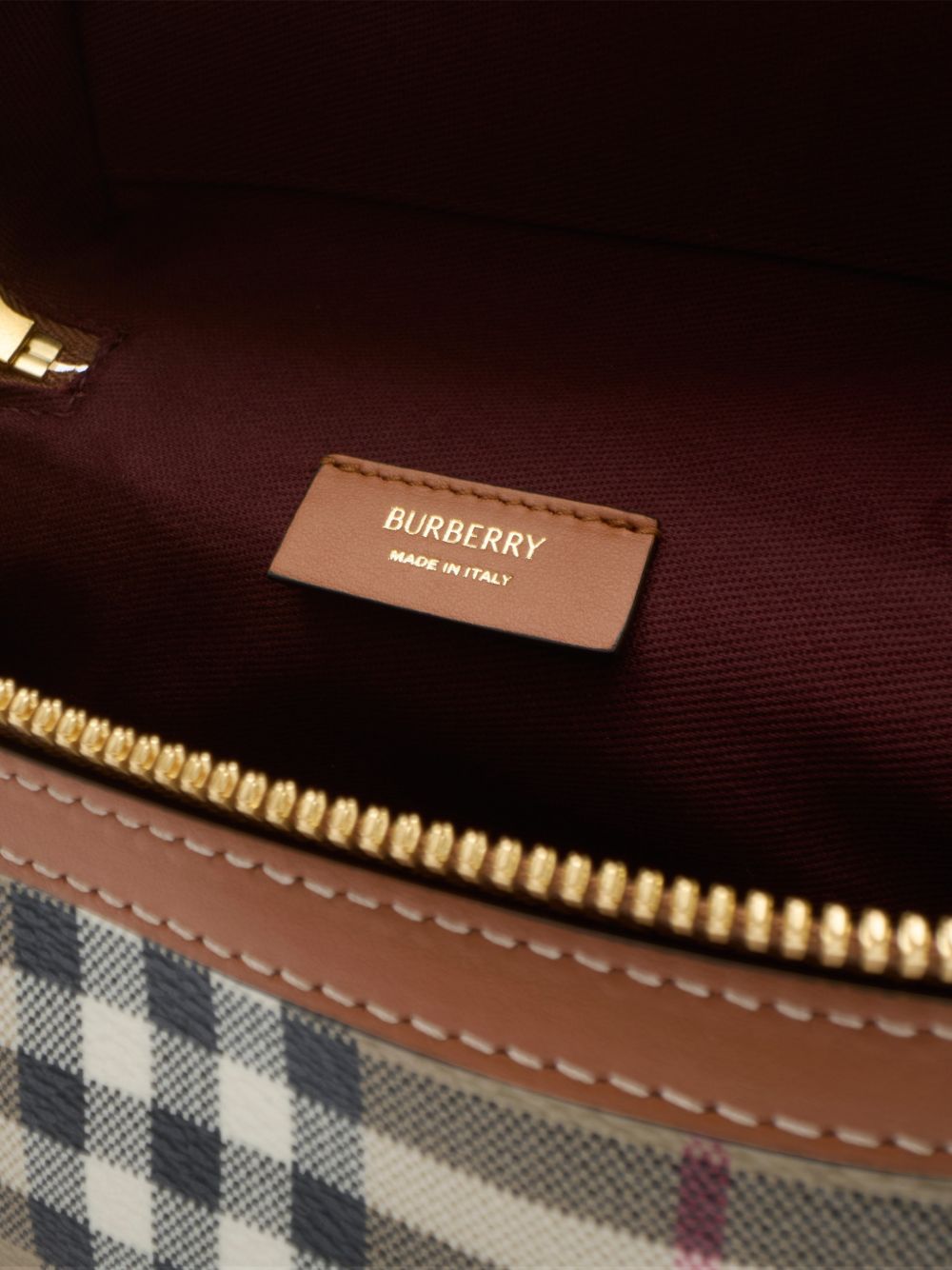 Burberry Bags.. BEIGE
