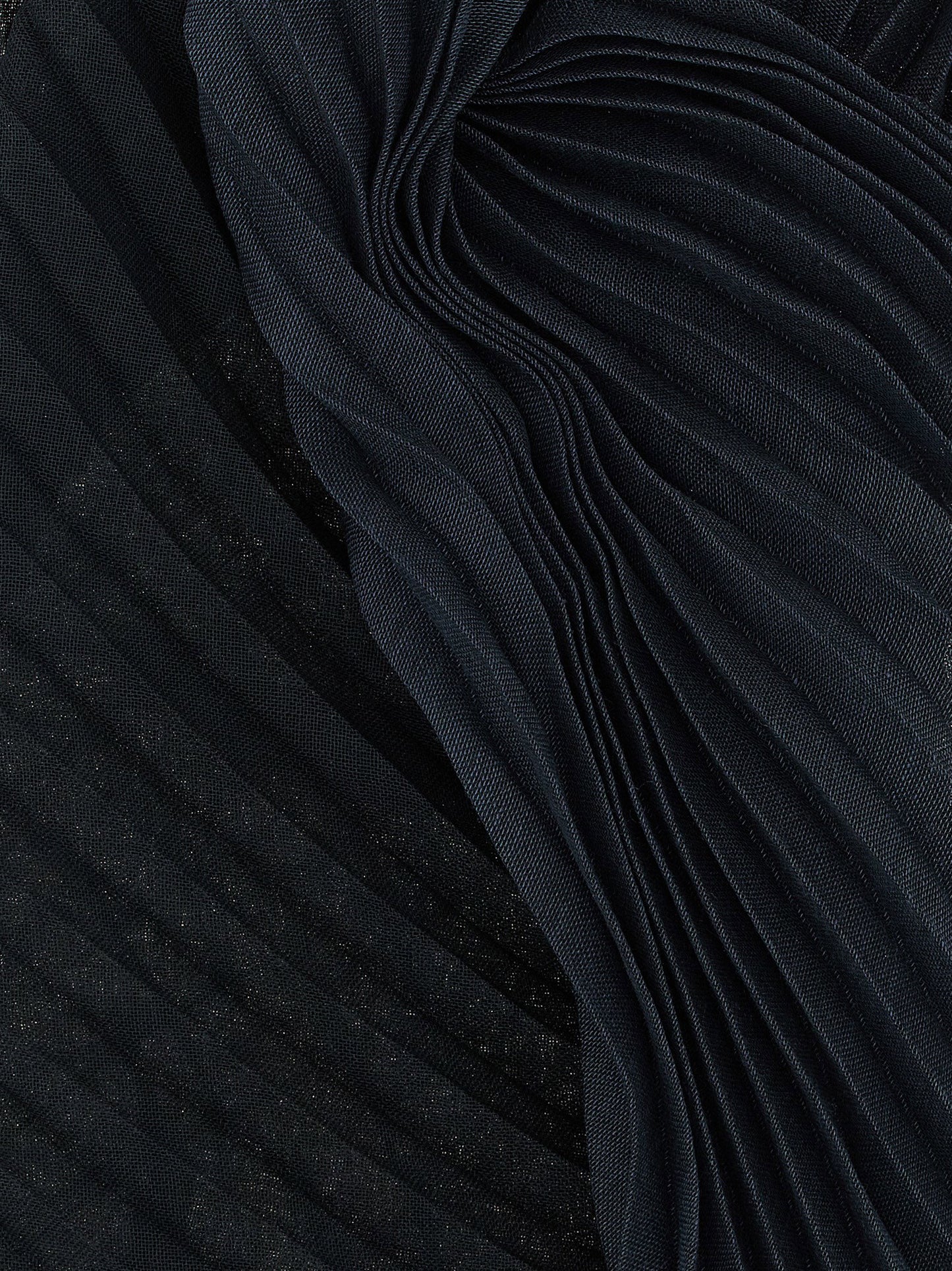 Issey Miyake Gradation Ramie Pleats Stole