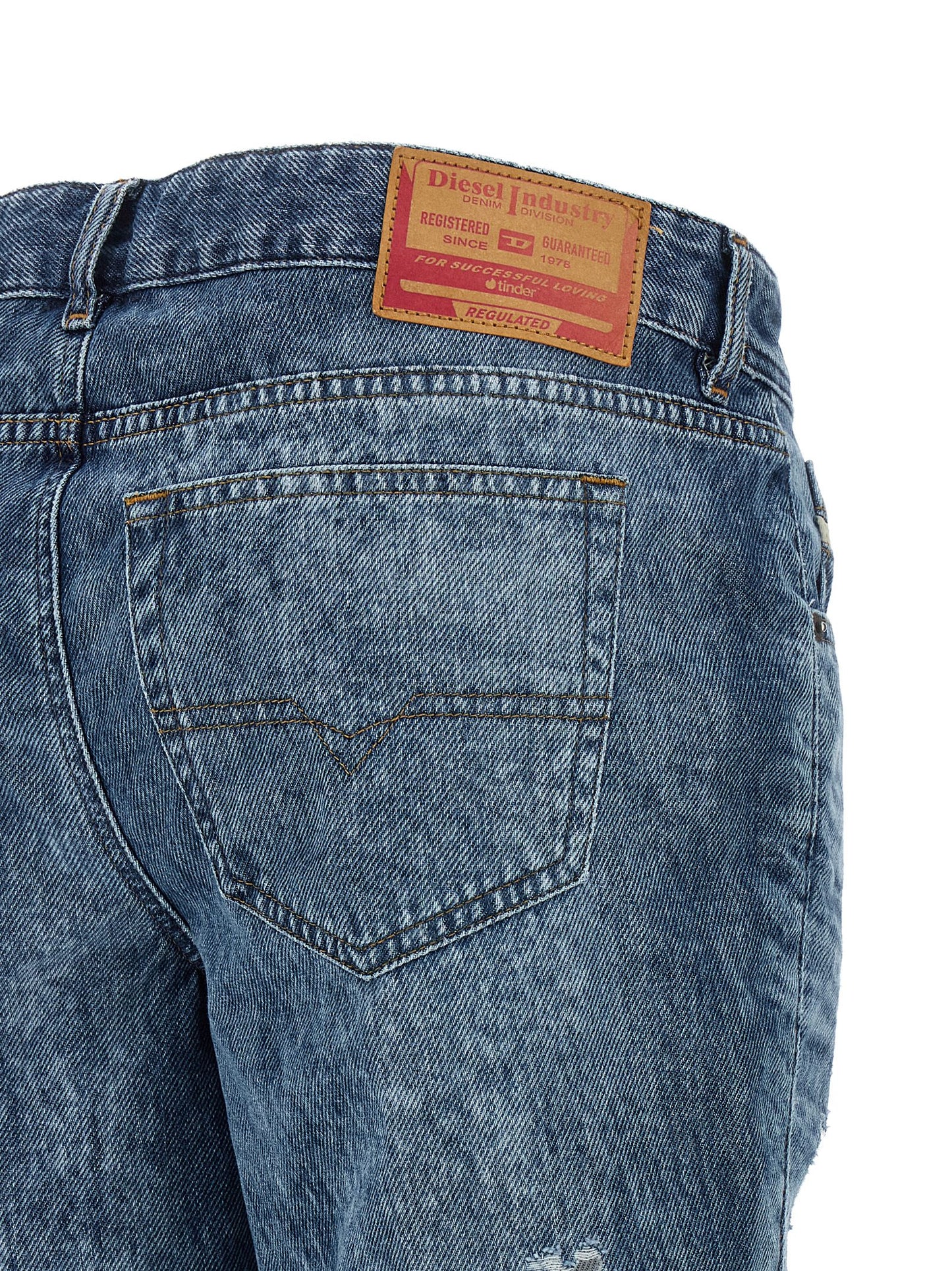Diesel X Tinder 1969 D-ebbey Jeans