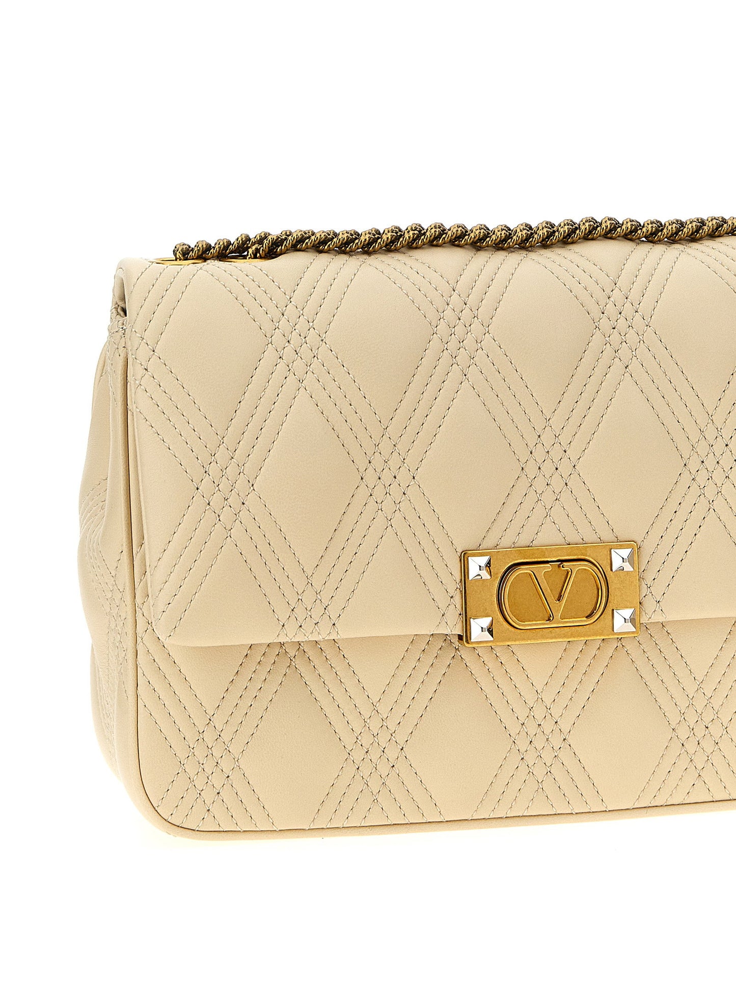 Valentino Garavani Quiltie 67 M Shoulder Bag