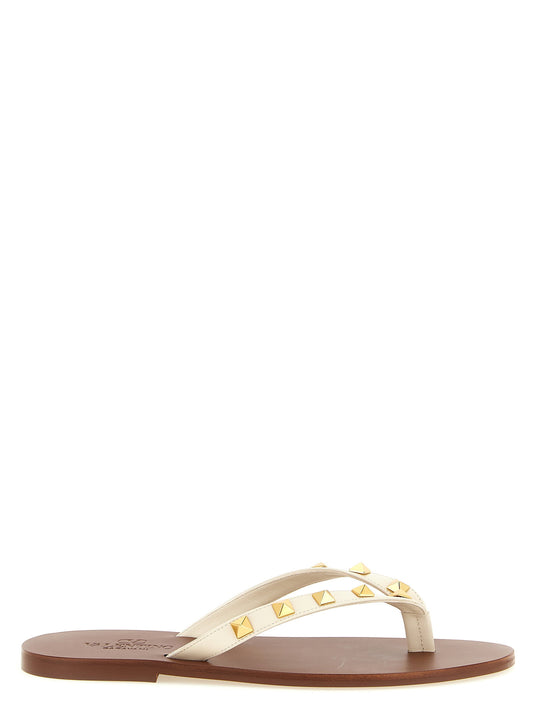 Valentino Garavani Thong Rockstud Sandals